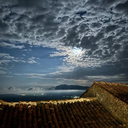 Bella Casa Nel Cuore Del Cilento Villa Montano Antilia ภายนอก รูปภาพ